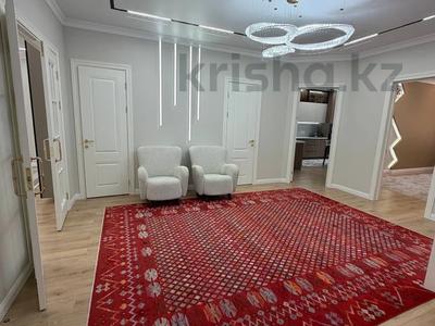 4-комнатная квартира · 160 м² · 8/15 этаж, 17-й мкр 54 за 70 млн ₸ в Актау
