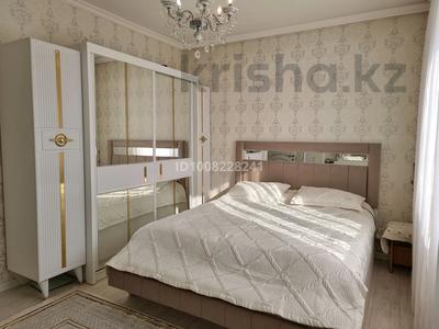 3-бөлмелі пәтер · 110 м² · 4/5 қабат, 4-й микрорайон, 4-й микрорайон — Находится возле тойханы Достар, бағасы: 43 млн ₸ в Шымкенте, Туран р-н