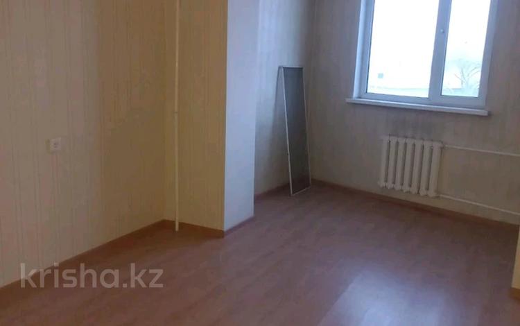 4-комнатная квартира, 77 м², 4/5 этаж, Самал 43