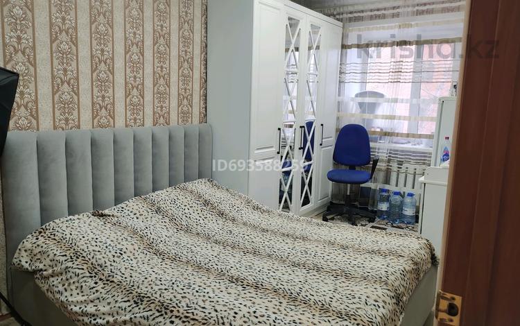 3-комнатная квартира, 62 м², 3/5 этаж, назарбаева 3/2 за 20.5 млн 〒 в Павлодаре — фото 2