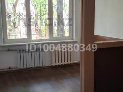 3-бөлмелі пәтер · 59 м² · 1/4 қабат, №9 ш/а. 4 — Улица Юрия Кима, угол ул. Саина, бағасы: 300 000 ₸ в Алматы, Ауэзовский р-н