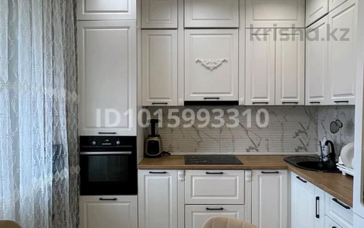 3-бөлмелі пәтер · 82.3 м² · 5/10 қабат, Кайыма Мухамедханова 19, бағасы: 54 млн ₸ в Астане, Нура р-н — фото 2