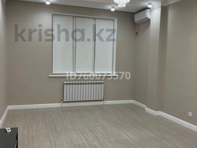 2-комнатная квартира · 72 м² · 9/9 этаж, мкр Нурсая, Абулхайыр хана 74-5 за 37 млн ₸ в Атырау