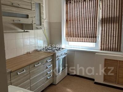 2-бөлмелі пәтер, 50 м², 1 қабат, 11-й мкр 12, бағасы: 18 млн 〒 в Актау, 11-й мкр