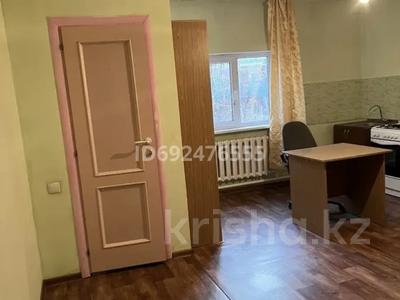 1-комнатный дом помесячно, 20 м², Рыскулбекова 22 — Абылай хана за 60 000 〒 в 