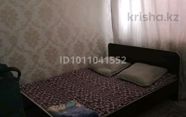 2-бөлмелі пәтер · 40 м² · 2/4 қабат, мкр Салтанат 29б — 3 - 4 Базарчик, бағасы: 8.5 млн ₸ в Таразе — фото 2