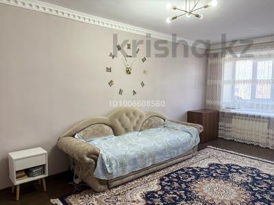 3-комнатная квартира · 60 м² · 5/5 этаж, 4 11 за 10.2 млн 〒 в Лисаковске