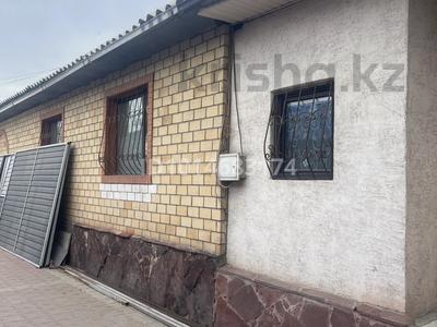 Жеке үй · 5 бөлме · 120 м² · 8 жүзд., Ақбұлақ ш/а. 18 — Ул Рустемова( рыскулова- шарипова, за пивбаром Квак), бағасы: 400 000 ₸ в Алматы, Алатауский р-н