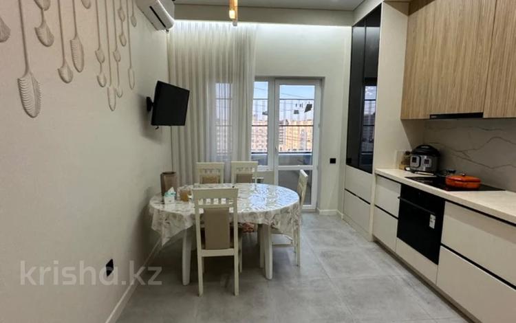 4-комнатная квартира · 130 м² · 10/12 этаж, 17-й мкр 55 за 59.5 млн ₸ в Актау — фото 2