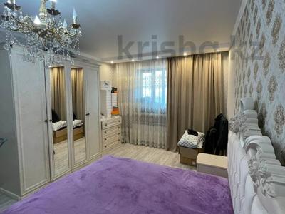 2-комнатная квартира · 80.6 м² · 12/24 этаж, Тауелсиздик 34 за ~ 38.6 млн ₸ в Астане, Алматы р-н