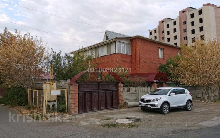Отдельный дом · 8 комнат · 450 м² · , Жарбосынова 108/1 — Комплекс Infinity за 70 млн ₸ в Атырау — фото 2