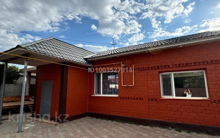 Отдельный дом · 4 комнаты · 152 м² · 10 сот., Жамбула 47 за 41 млн 〒 в Жезказгане — фото 2