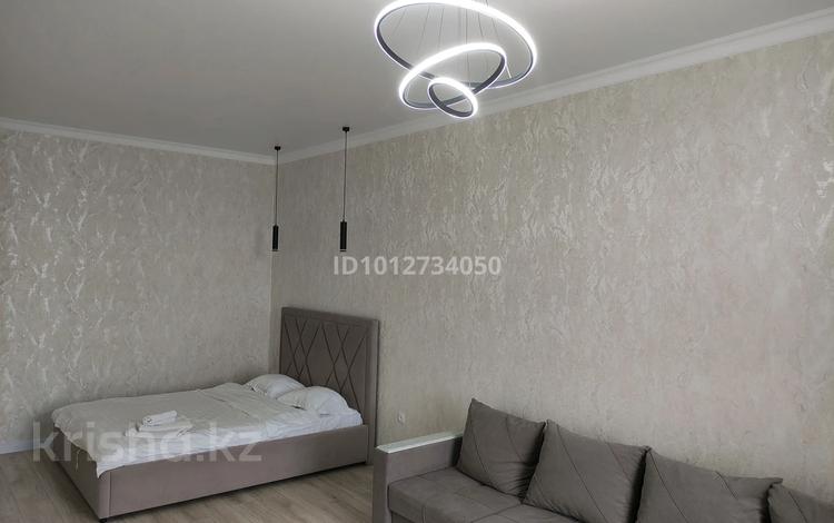 1-бөлмелі пәтер · 40 м² · 5/10 қабат, 30-шағынаудан, Мкр Юго-Восток, 30й микрорайон 16/2 — Тбц, бағасы: 16 000 ₸ в Караганде, Казыбек би р-н — фото 2