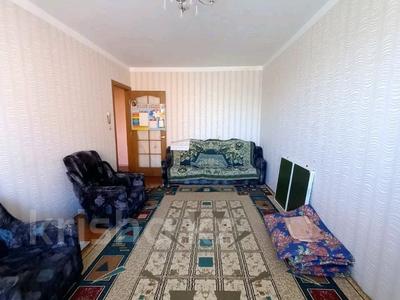 2-комнатная квартира, 54 м², 5/5 этаж, Шевцова 27 за 13.5 млн 〒 в Уральске