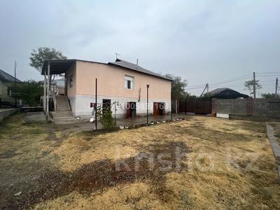 Жеке үй · 4 бөлме · 150 м² · 4 сот., мкр Самал-1 48 — Казиева, бағасы: 300 000 〒 в Шымкенте, Абайский р-н