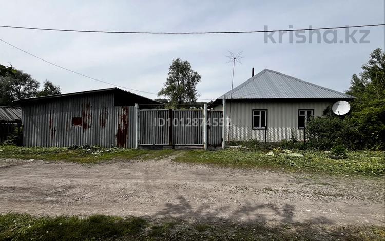 Жеке үй · 2 бөлме · 80 м² · 8 сот., Кузнечная 3, бағасы: 3.7 млн ₸ в Алтае — фото 2