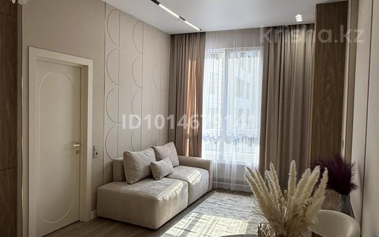 3-бөлмелі пәтер · 60 м² · 2/6 қабат, Кабанбай батыра 60, бағасы: 45 млн ₸ в Астане, Есильский р-н — фото 2