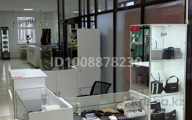 Торговый островок · 5.3 м², бағасы: 370 000 〒 в Актобе, мкр. Алтын орда — фото 3