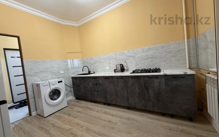 1-комнатная квартира · 41 м² · 4/9 этаж, мкр Жетысу-2 70а за 36 млн ₸ в Алматы, Ауэзовский р-н — фото 2