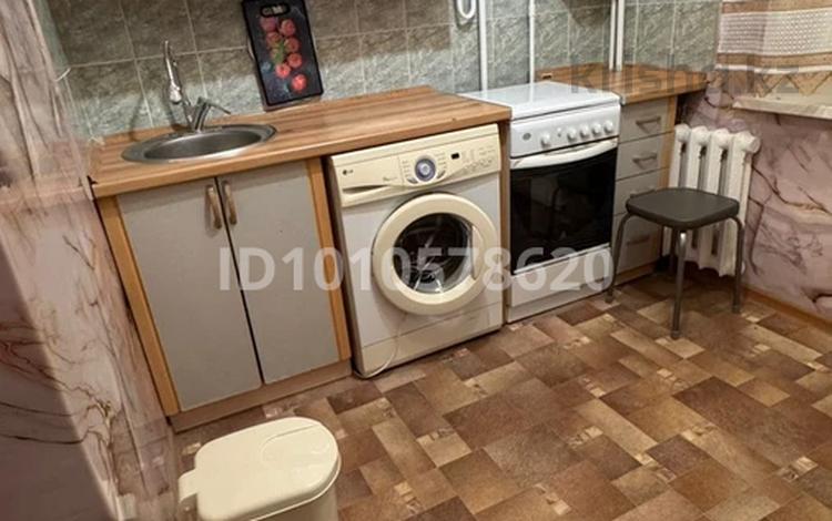 1-комнатная квартира · 35 м² · 2/5 этаж, Букетова 77 за 155 000 ₸ в Петропавловске — фото 13