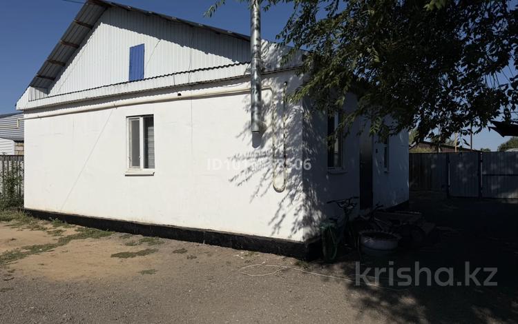 Дача · 2 комнаты · 16 м² · 5 сот., Старый город за 7.5 млн ₸ в Актобе — фото 2