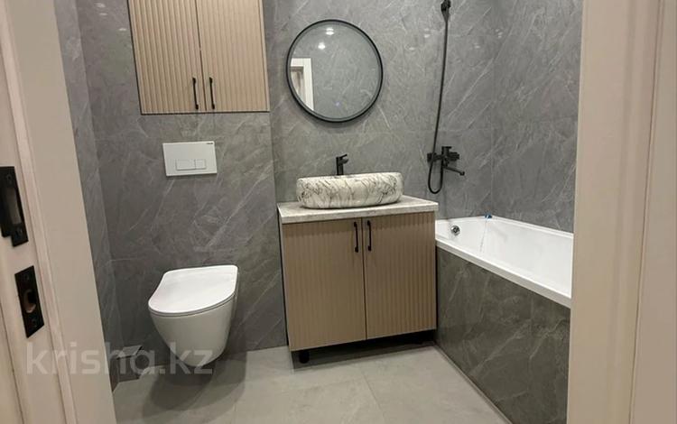 2-бөлмелі пәтер · 80 м² · 3/5 қабат, Кеменгер 49/1, бағасы: 34 млн ₸ в Уральске — фото 2