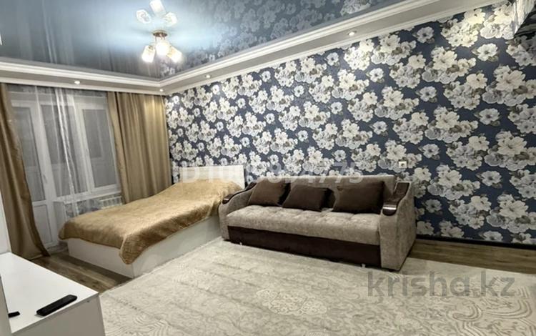 1-бөлмелі пәтер · 41 м² · 3/5 қабат, Желтоксан 78, бағасы: 15 000 ₸ в Алматы, Алмалинский р-н — фото 2