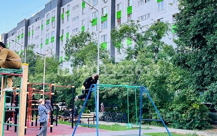 3-комнатная квартира · 64 м² · 2/9 этаж, мкр 4 3 — С. Датова Абулхайрхана за 22.5 млн ₸ в Уральске — фото 2