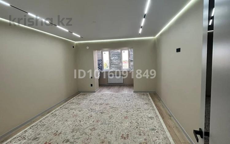2-бөлмелі пәтер · 103.2 м² · 9/10 қабат, Молдавская 2/1 — Остановка 8 школа, бағасы: 180 000 ₸ в Уральске, мкр Школьник — фото 2