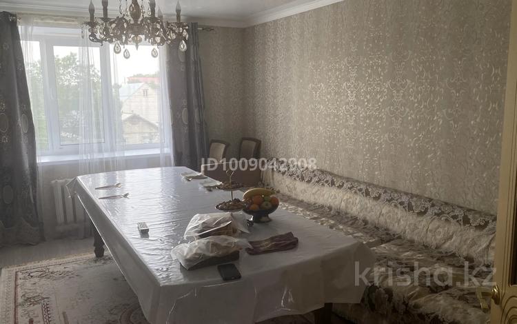 4-комнатная квартира · 76 м² · 3/5 этаж, Атырау 20 за 23 млн ₸ в Актобе, мкр Гормолзавод — фото 2