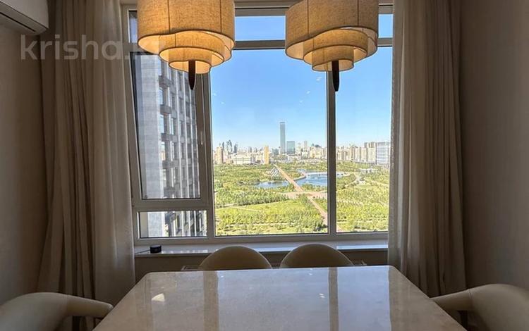 4-комнатная квартира · 160 м², Акмешит 9 за 310 млн ₸ в Астане, Есильский р-н — фото 2
