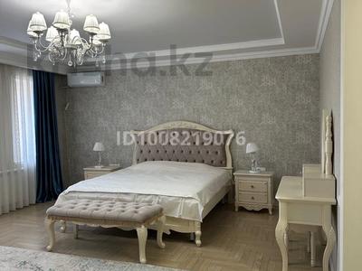 8-комнатная квартира · 295 м² · 9/10 этаж, Максут Нарикбаев 9 за 80 000 ₸ в Астане, Нура р-н