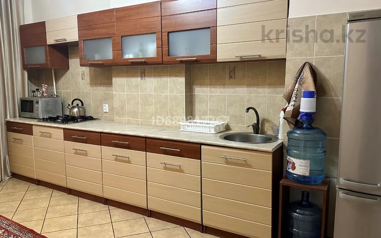 2-бөлмелі пәтер · 81 м² · 7/9 қабат, Сары Арқа ш/а , Тайманова 58, бағасы: 220 000 ₸ в Атырау, мкр Сары Арка — фото 2