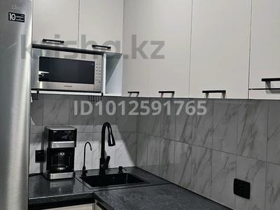 2-комнатная квартира · 53 м² · 18/25 этаж, Микрорайон Байкена Ашимова за 21.6 млн ₸ в Караганде, Казыбек би р-н