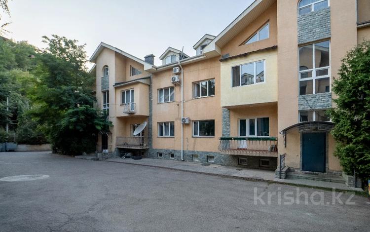 5-бөлмелі пәтер · 225 м² · 1/2 қабат, Ладушкина 150/1–7, бағасы: 93.5 млн ₸ в Алматы, Медеуский р-н — фото 99