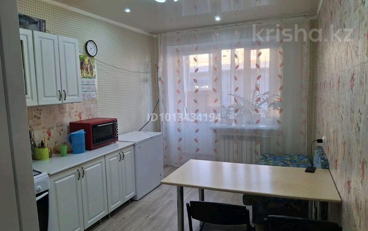 1-бөлмелі пәтер · 45.6 м² · 4/6 қабат, Жеңіс ш/а 32/1, бағасы: 18.5 млн ₸ в Уральске, мкр Женис — фото 2