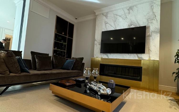 4-бөлмелі пәтер · 262 м² · 1/3 қабат, Кербулакская 8/1 к1, бағасы: ~ 350 млн ₸ в Алматы, Медеуский р-н — фото 23