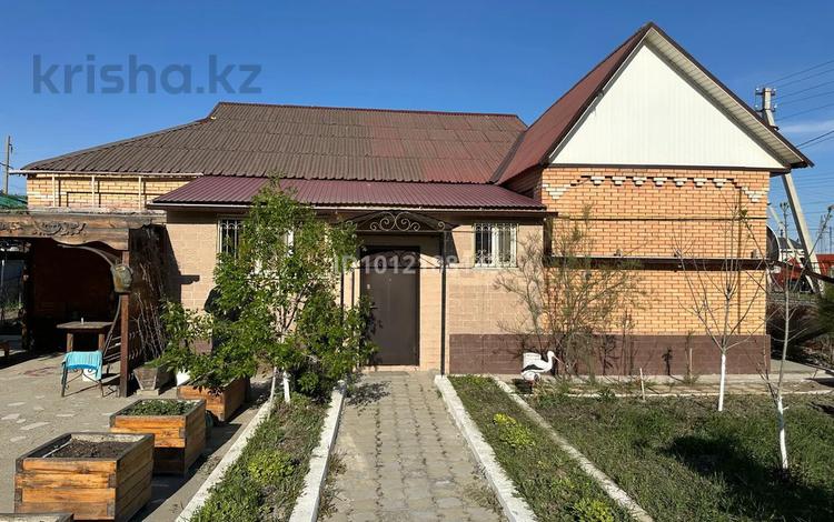Жеке үй · 5 бөлме · 180 м² · 10 сот., Астана 57, бағасы: 33 млн ₸ в Атырау, мкр Мирас — фото 2
