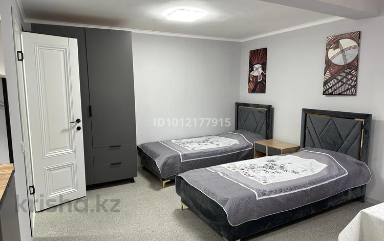 1-комнатная квартира · 25 м², Атырау 5/2 за 180 000 ₸ в Астане, Нура р-н — фото 2
