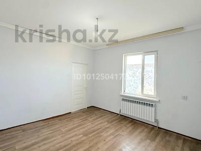 2-комнатная квартира · 32 м² · 2 этаж, 8-й квартал 152 за 120 000 〒 в Кемертогане