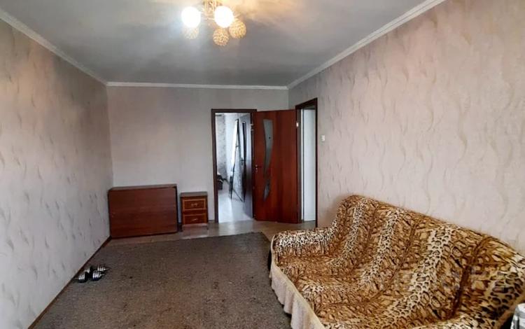 2-комнатная квартира, 46 м², 3/5 этаж помесячно, Назарбаева 112 за 100 000 〒 в Талдыкоргане — фото 4