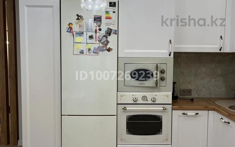 2-бөлмелі пәтер · 80 м² · 8/9 қабат, Касымханова 10, бағасы: 400 000 ₸ в Костанае — фото 2