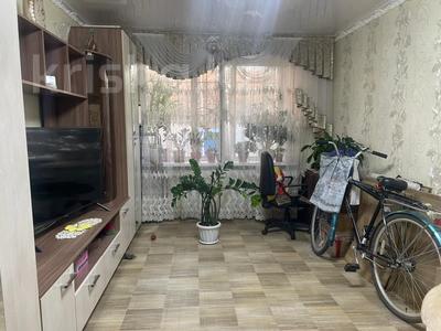 2-бөлмелі пәтер · 49.8 м² · 1/5 қабат, Набережная 47, бағасы: 12.5 млн ₸ в Аксу