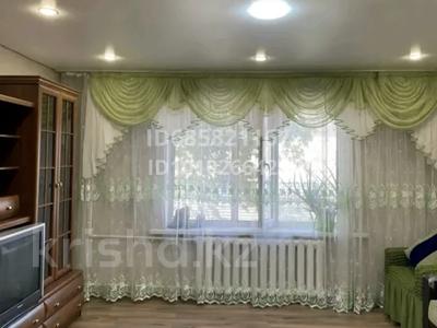 1-комнатная квартира · 45 м² · 1/10 этаж, мкр Юго-Восток, Мкр Степной 4 8 — Муканова за 140 000 ₸ в Караганде, Казыбек би р-н