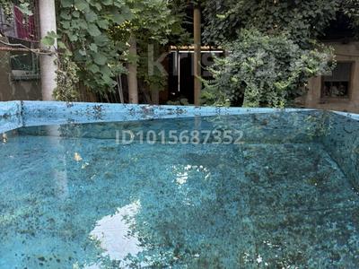 Отдельный дом · 4 комнаты · 300 м² · 7 сот., Торекулова 350 — Сайрамская за 39 млн ₸ в Шымкенте, Енбекшинский р-н