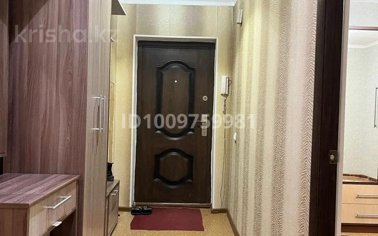 2-комнатная квартира · 64 м² · 3/5 этаж, мкр Нурсая за 180 000 ₸ в Атырау — фото 2