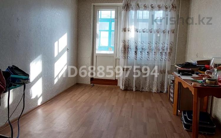 1-бөлмелі пәтер, 34 м², 3/6 қабат, 7-й микрорайон, 7 мкр 9, бағасы: 14 млн 〒 в Костанае, 7-й микрорайон — фото 2