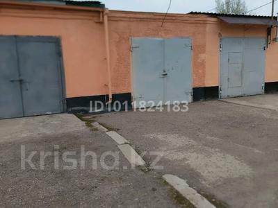Гараж · 18 м² · Абдирова — Напротив парка победы, бағасы: 3.2 млн ₸ в Топаре