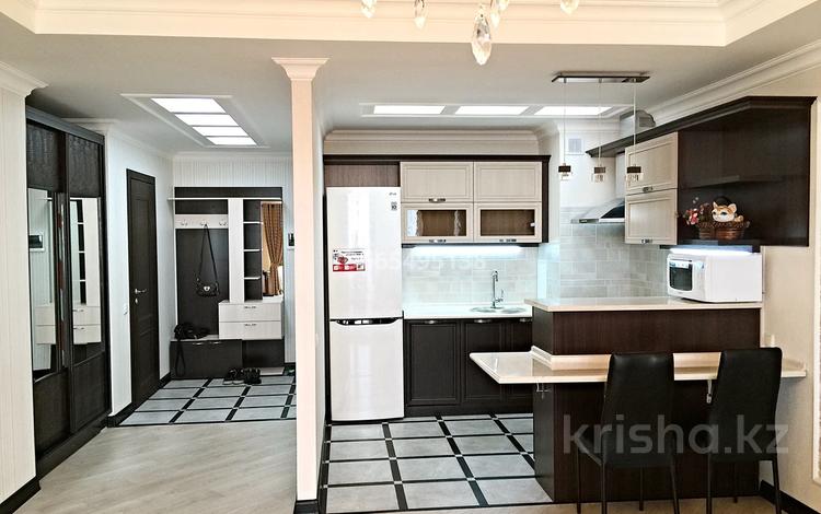 2-бөлмелі пәтер · 85 м² · 15/16 қабат, мкр Самал-1 9/2, бағасы: 550 000 ₸ в Алматы, Медеуский р-н — фото 15