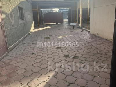 Отдельный дом · 7 комнат · 200 м² · 10 сот., Абая — Абая -Чкалова за 500 000 ₸ в Талдыкоргане